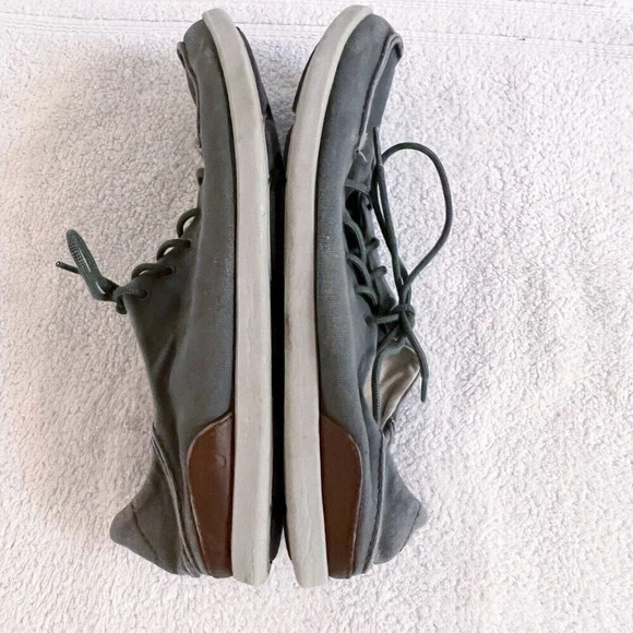 OluKai Manoa Mens 10.5 Casual Oxfords Lace Up Shoes Canvas Slip On Gray Comfort - Picture 7 of 12